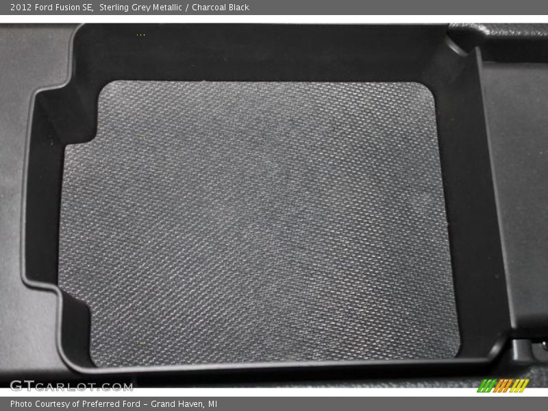 Sterling Grey Metallic / Charcoal Black 2012 Ford Fusion SE