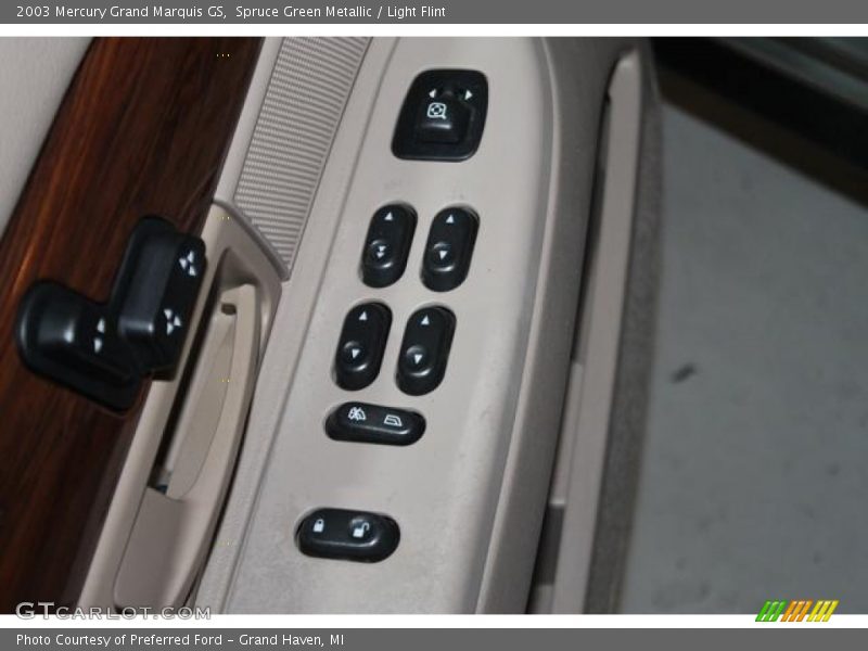 Spruce Green Metallic / Light Flint 2003 Mercury Grand Marquis GS