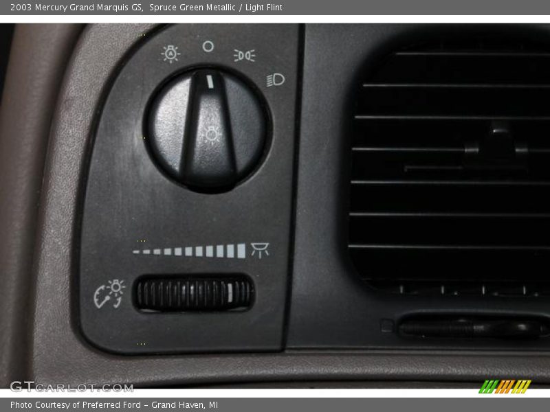Spruce Green Metallic / Light Flint 2003 Mercury Grand Marquis GS