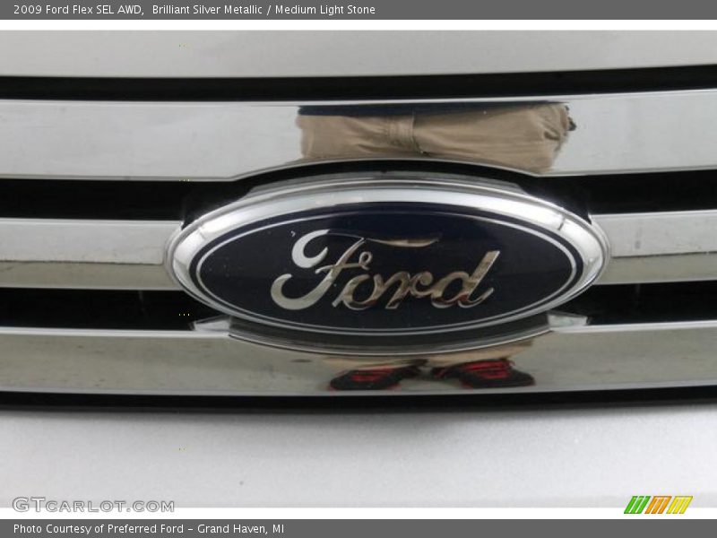 Brilliant Silver Metallic / Medium Light Stone 2009 Ford Flex SEL AWD