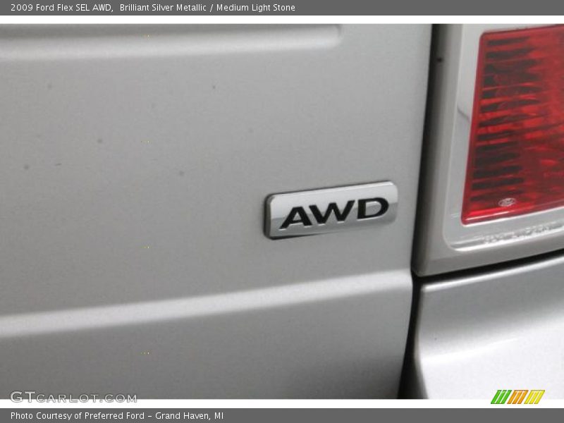 Brilliant Silver Metallic / Medium Light Stone 2009 Ford Flex SEL AWD