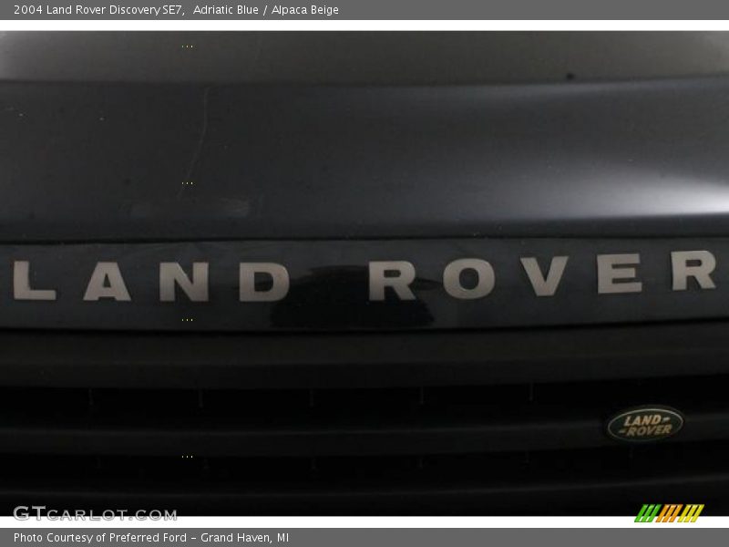 Adriatic Blue / Alpaca Beige 2004 Land Rover Discovery SE7