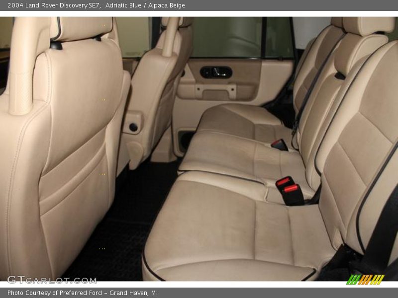 Adriatic Blue / Alpaca Beige 2004 Land Rover Discovery SE7