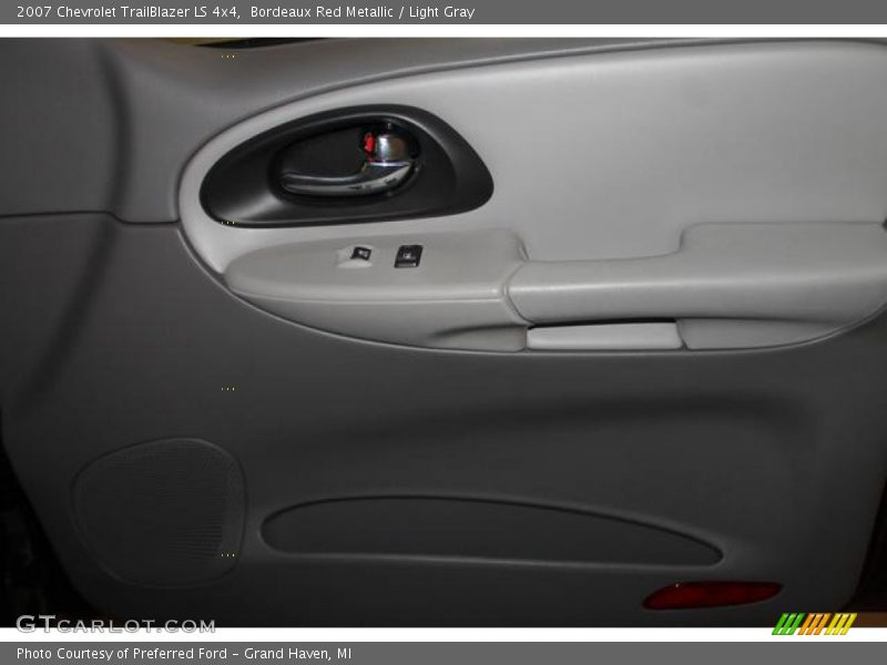 Bordeaux Red Metallic / Light Gray 2007 Chevrolet TrailBlazer LS 4x4