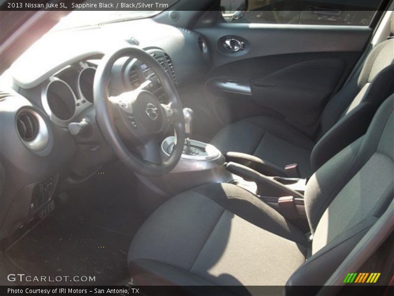 Sapphire Black / Black/Silver Trim 2013 Nissan Juke SL