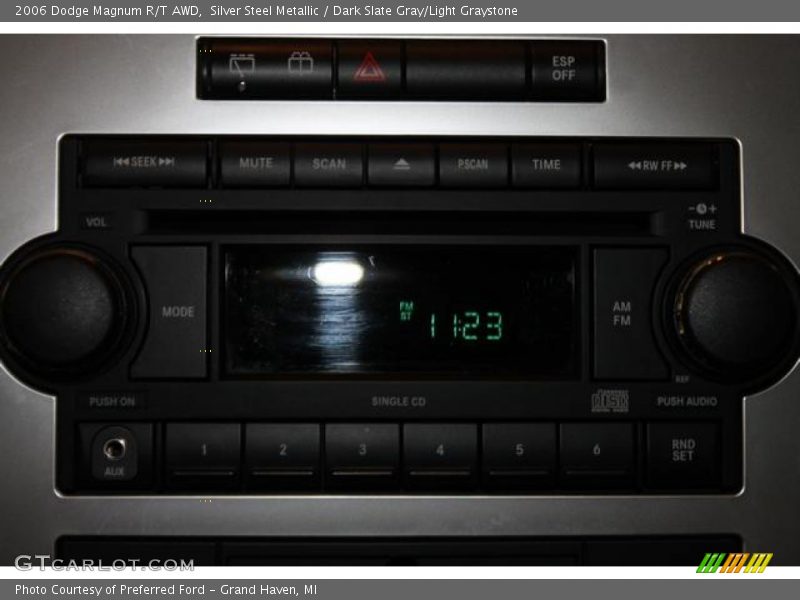 Silver Steel Metallic / Dark Slate Gray/Light Graystone 2006 Dodge Magnum R/T AWD