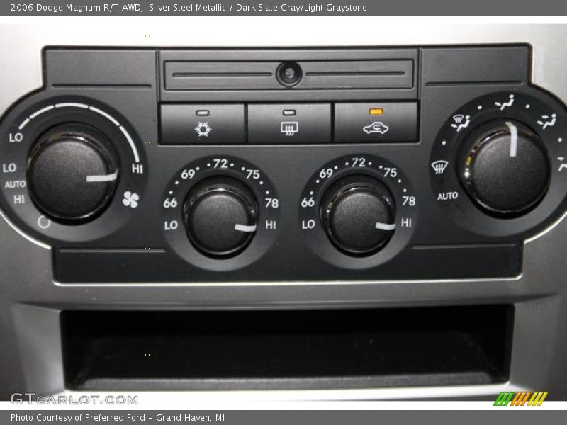 Silver Steel Metallic / Dark Slate Gray/Light Graystone 2006 Dodge Magnum R/T AWD