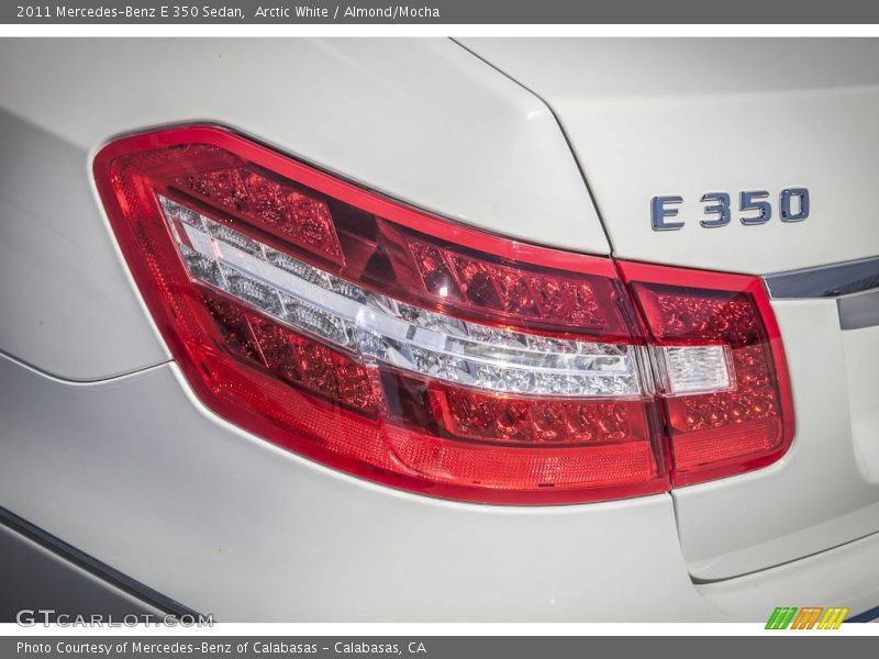 Arctic White / Almond/Mocha 2011 Mercedes-Benz E 350 Sedan