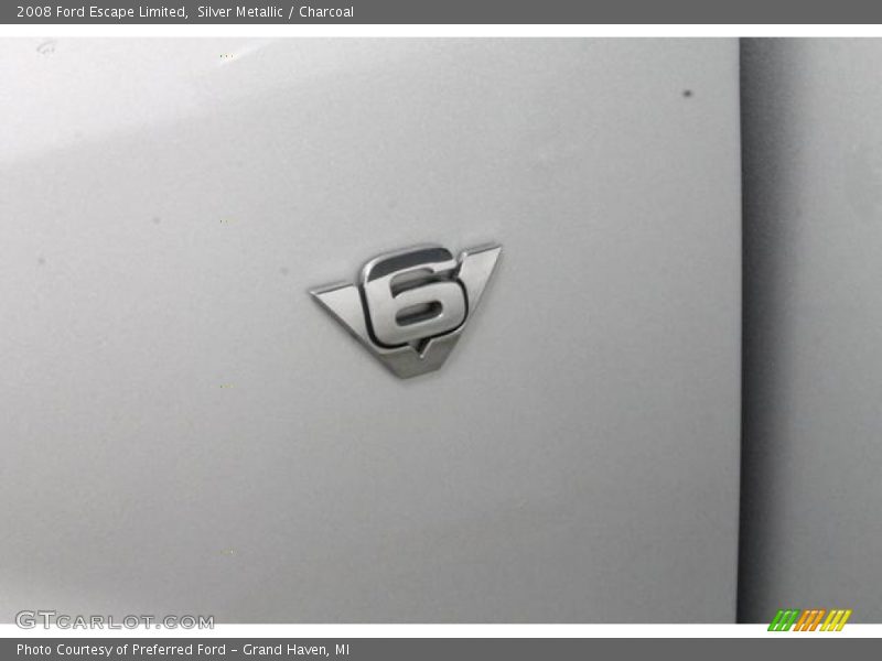Silver Metallic / Charcoal 2008 Ford Escape Limited