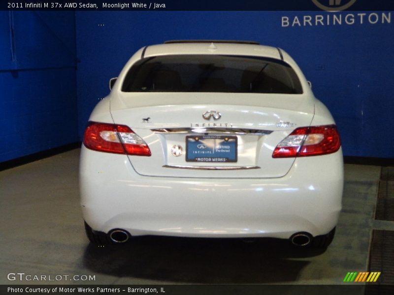 Moonlight White / Java 2011 Infiniti M 37x AWD Sedan