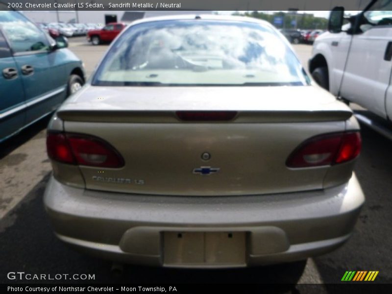 Sandrift Metallic / Neutral 2002 Chevrolet Cavalier LS Sedan