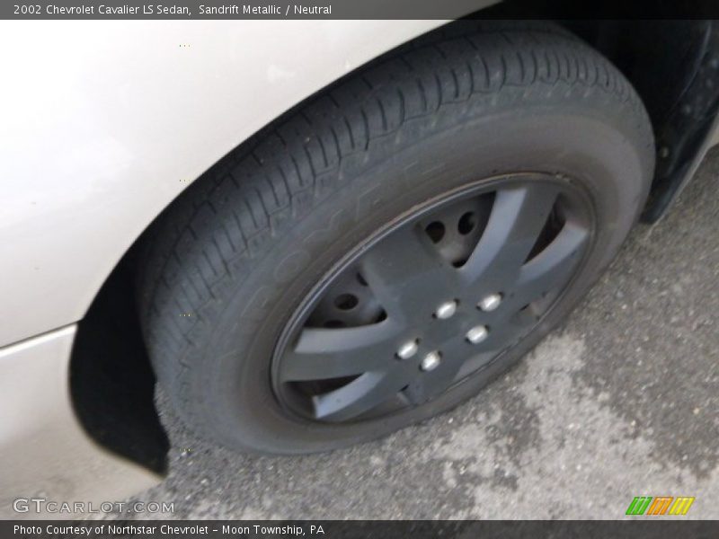 Sandrift Metallic / Neutral 2002 Chevrolet Cavalier LS Sedan