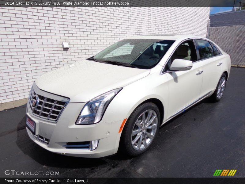 White Diamond Tricoat / Shale/Cocoa 2014 Cadillac XTS Luxury FWD