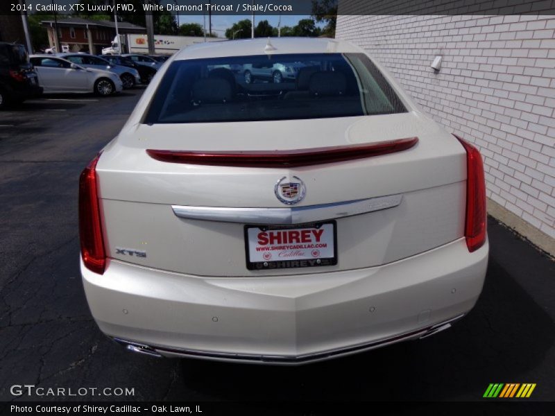 White Diamond Tricoat / Shale/Cocoa 2014 Cadillac XTS Luxury FWD