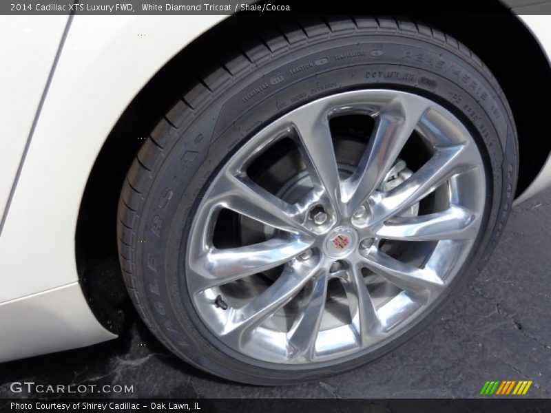 White Diamond Tricoat / Shale/Cocoa 2014 Cadillac XTS Luxury FWD
