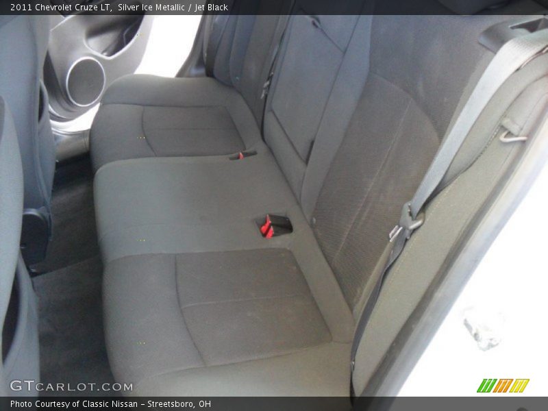 Silver Ice Metallic / Jet Black 2011 Chevrolet Cruze LT