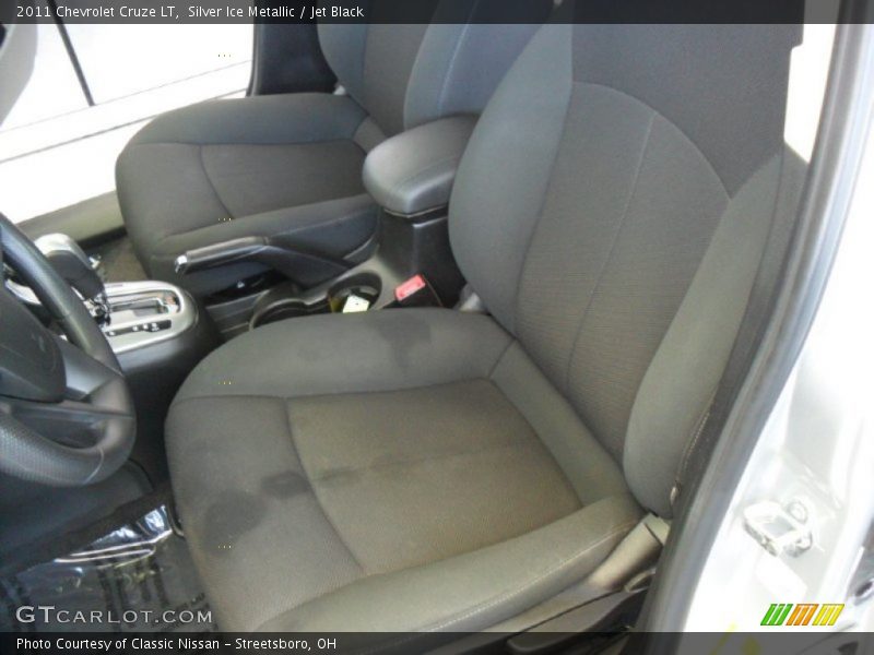 Silver Ice Metallic / Jet Black 2011 Chevrolet Cruze LT