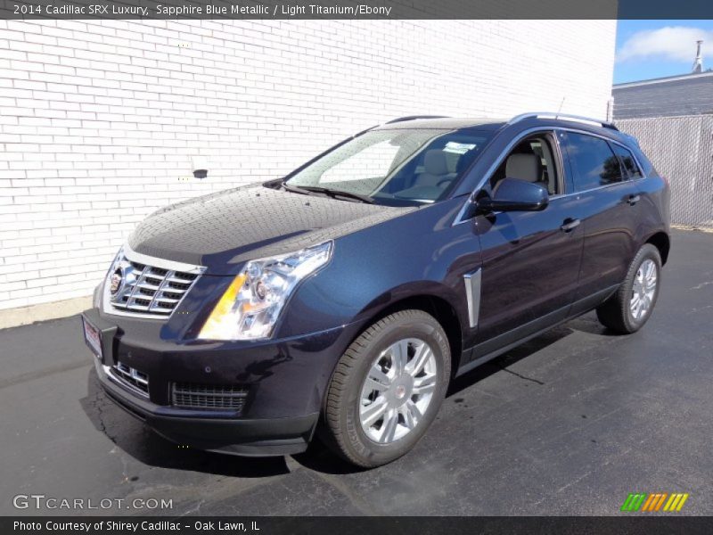 Front 3/4 View of 2014 SRX Luxury