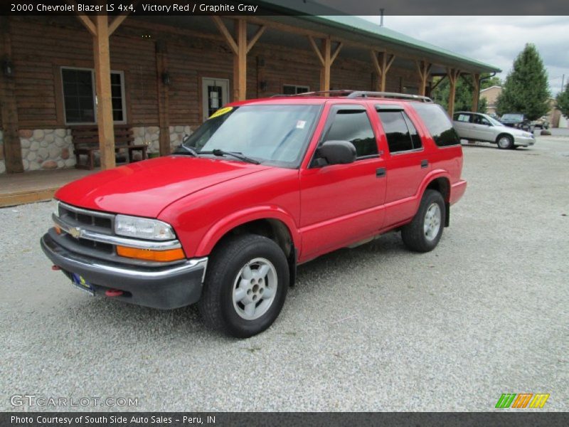 Victory Red / Graphite Gray 2000 Chevrolet Blazer LS 4x4