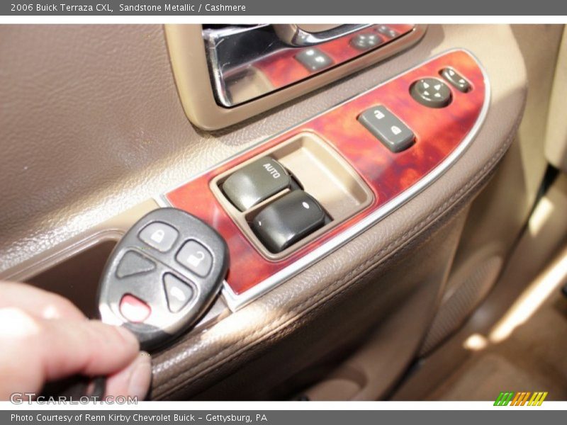 Sandstone Metallic / Cashmere 2006 Buick Terraza CXL