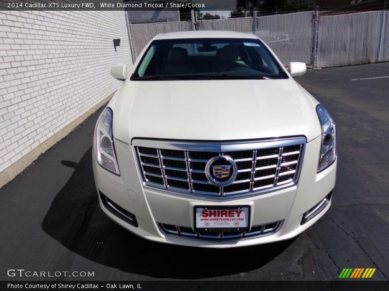 White Diamond Tricoat / Shale/Cocoa 2014 Cadillac XTS Luxury FWD
