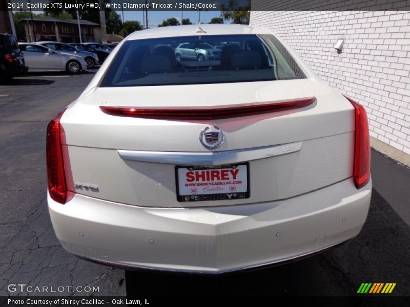 White Diamond Tricoat / Shale/Cocoa 2014 Cadillac XTS Luxury FWD