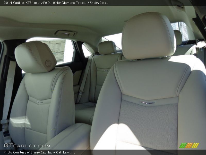 White Diamond Tricoat / Shale/Cocoa 2014 Cadillac XTS Luxury FWD