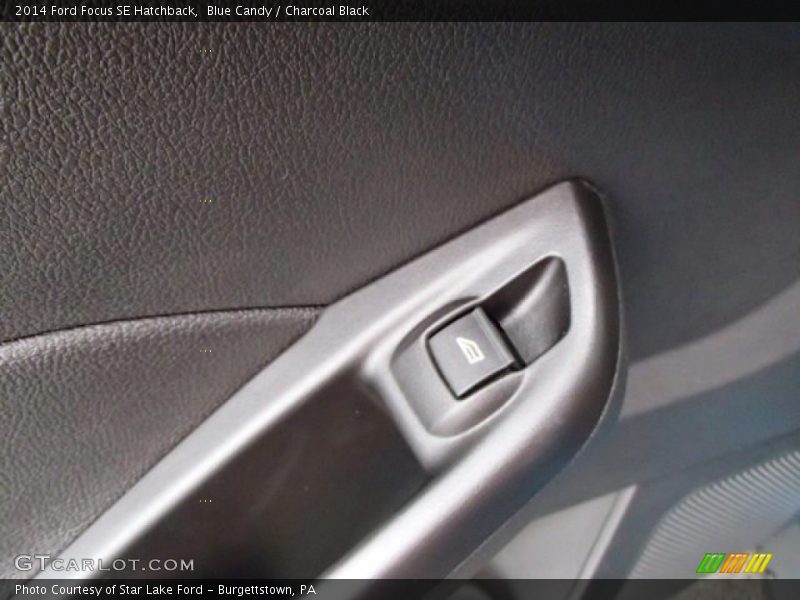 Blue Candy / Charcoal Black 2014 Ford Focus SE Hatchback