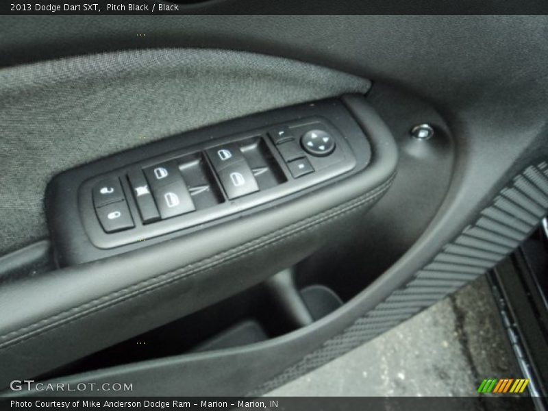 Pitch Black / Black 2013 Dodge Dart SXT