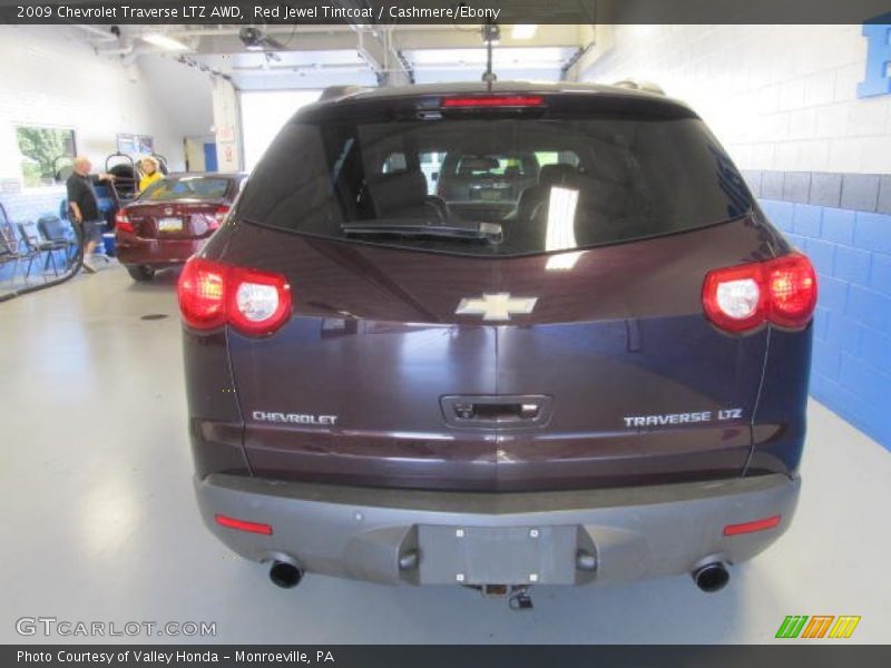 Red Jewel Tintcoat / Cashmere/Ebony 2009 Chevrolet Traverse LTZ AWD