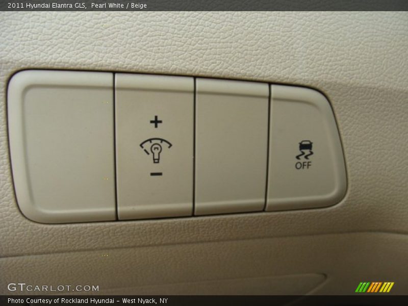 Pearl White / Beige 2011 Hyundai Elantra GLS
