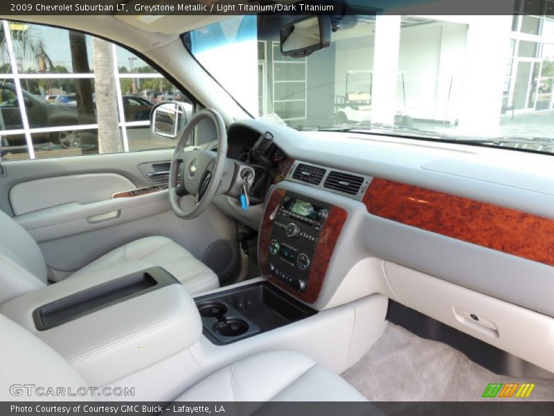 Greystone Metallic / Light Titanium/Dark Titanium 2009 Chevrolet Suburban LT