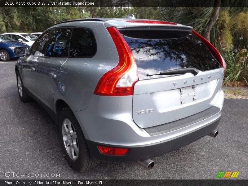 Silver Metallic / Sandstone 2010 Volvo XC60 3.2