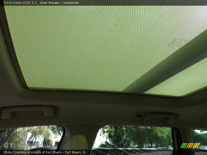 Silver Metallic / Sandstone 2010 Volvo XC60 3.2