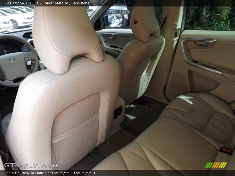 Silver Metallic / Sandstone 2010 Volvo XC60 3.2