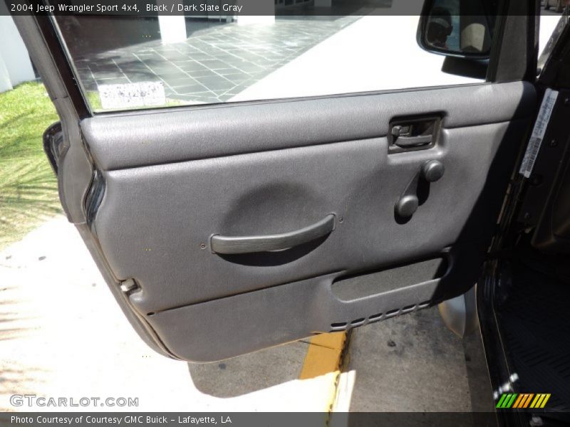 Black / Dark Slate Gray 2004 Jeep Wrangler Sport 4x4