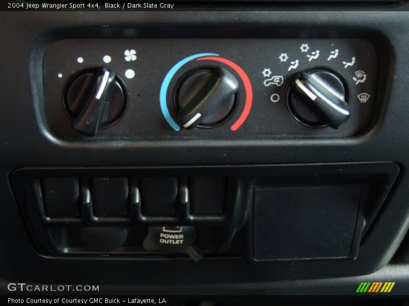 Black / Dark Slate Gray 2004 Jeep Wrangler Sport 4x4