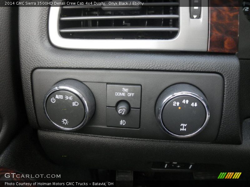 Onyx Black / Ebony 2014 GMC Sierra 3500HD Denali Crew Cab 4x4 Dually