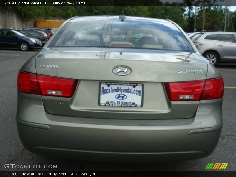 Willow Gray / Camel 2009 Hyundai Sonata GLS