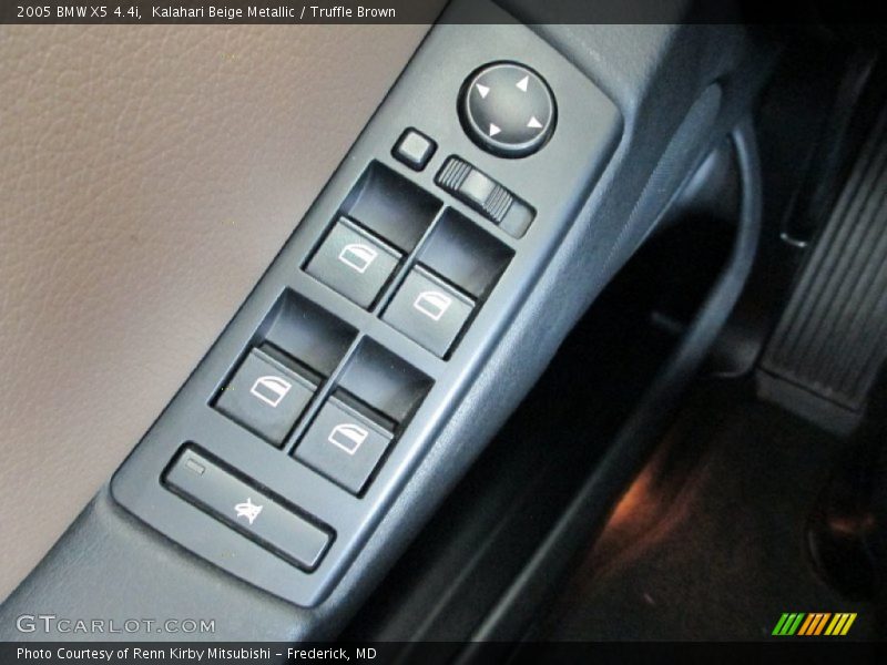 Kalahari Beige Metallic / Truffle Brown 2005 BMW X5 4.4i