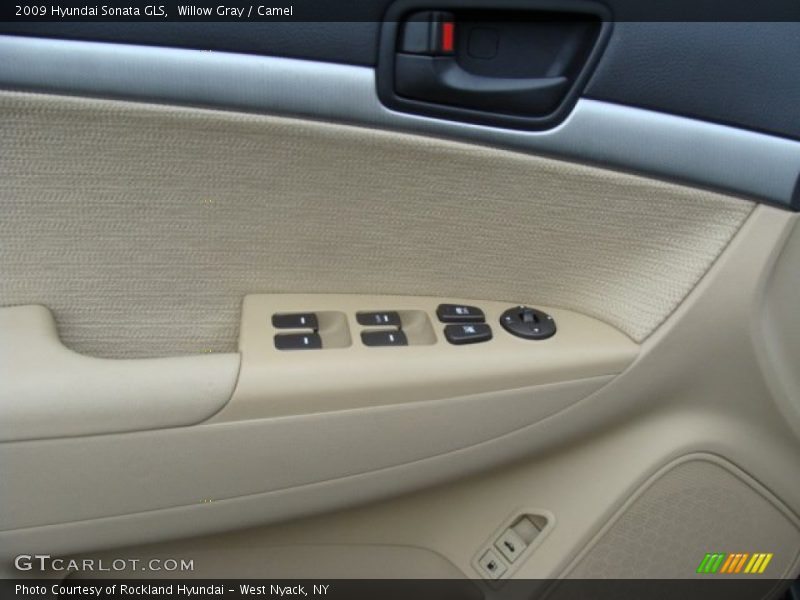 Willow Gray / Camel 2009 Hyundai Sonata GLS