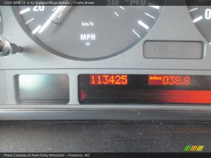 Kalahari Beige Metallic / Truffle Brown 2005 BMW X5 4.4i