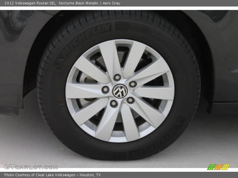 Nocturne Black Metallic / Aero Gray 2012 Volkswagen Routan SEL
