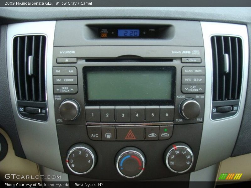Willow Gray / Camel 2009 Hyundai Sonata GLS