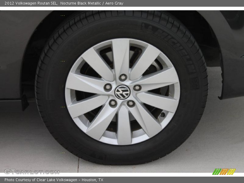 Nocturne Black Metallic / Aero Gray 2012 Volkswagen Routan SEL