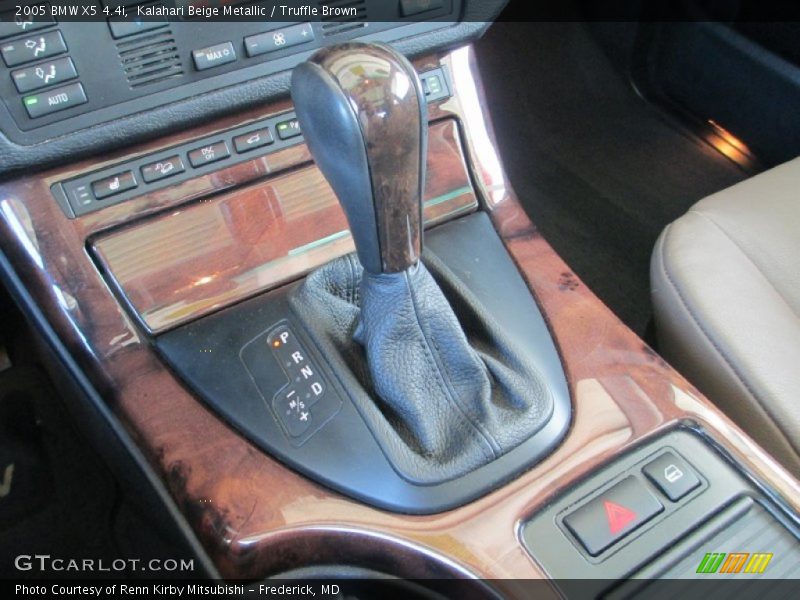 Kalahari Beige Metallic / Truffle Brown 2005 BMW X5 4.4i