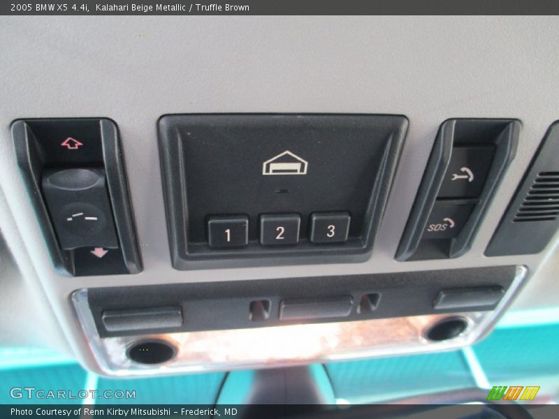Kalahari Beige Metallic / Truffle Brown 2005 BMW X5 4.4i