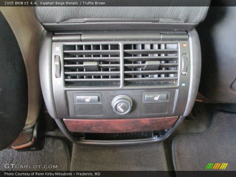 Kalahari Beige Metallic / Truffle Brown 2005 BMW X5 4.4i