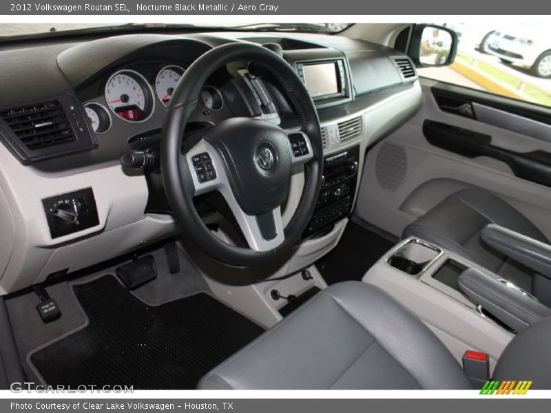 Nocturne Black Metallic / Aero Gray 2012 Volkswagen Routan SEL