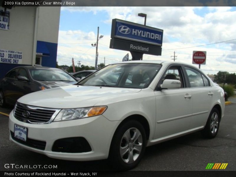 Clear White / Beige 2009 Kia Optima LX